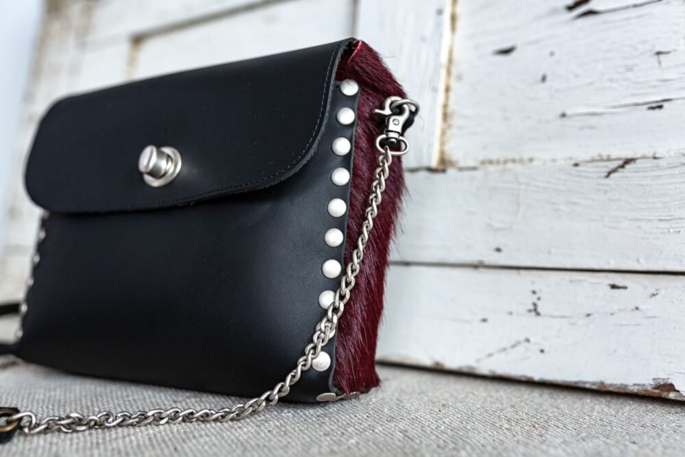 bolso artesano cuadrado negro bolso de piel artesanal