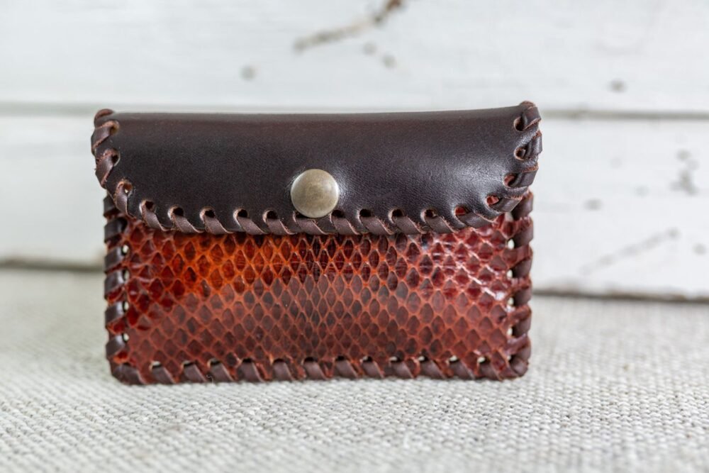original monedero de piel con serpiente hechos a mano con piel de calidad estilo boho