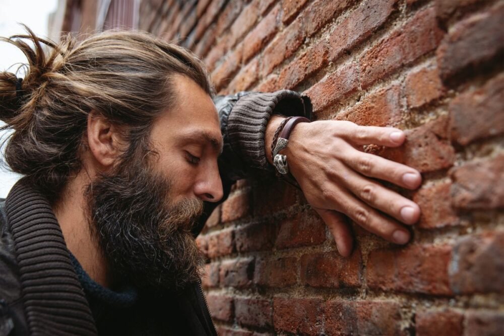 pulsera de zamak pulsera de cuero pulsera de hombre pulsera de moda hecho a mano brazalete de piel de serpiente pulsera de serpiente blanca complementos de hombre regalo perfecto regalo original navidad dia del padre artesania de lujo