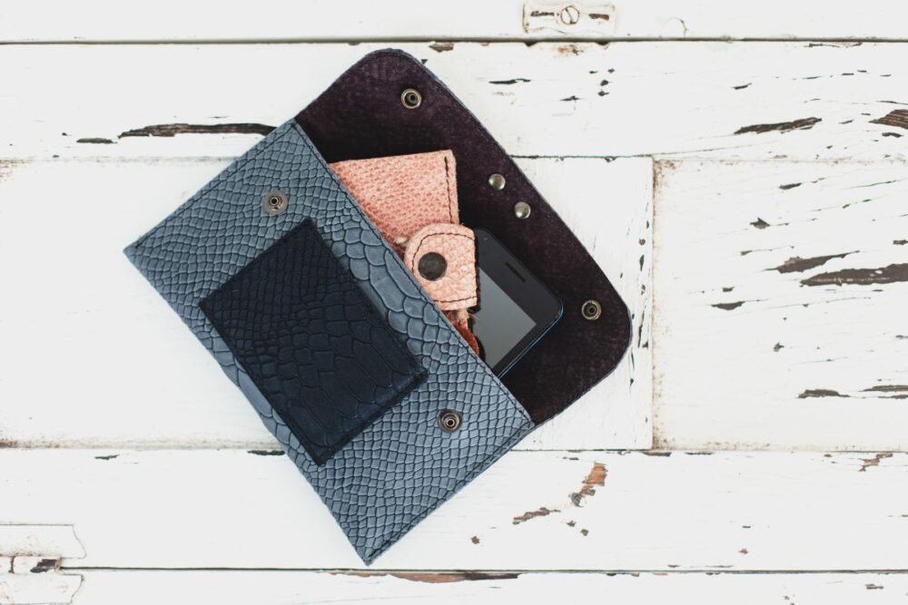 Monedero Artesanal de Piel, Cartera de Piel Azul Colores Leonikapiel, Monedero Artesano de Cuero de Moda para Mujer Leonika Piel