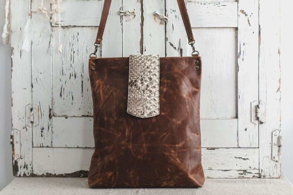 Bolso de Cuero Hecho a Mano, Bolso Tote Bag Cuero Madrid Leonika, Bolso Piel Negro Artesano, Bolso Piel Tote bag Artesanal Leonika